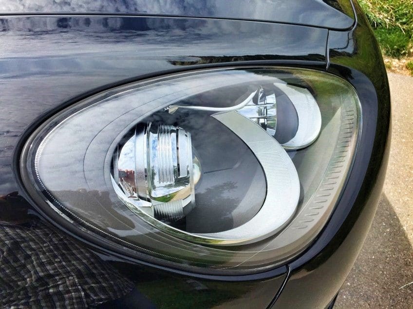porsche-826386_1280-e1487442941102