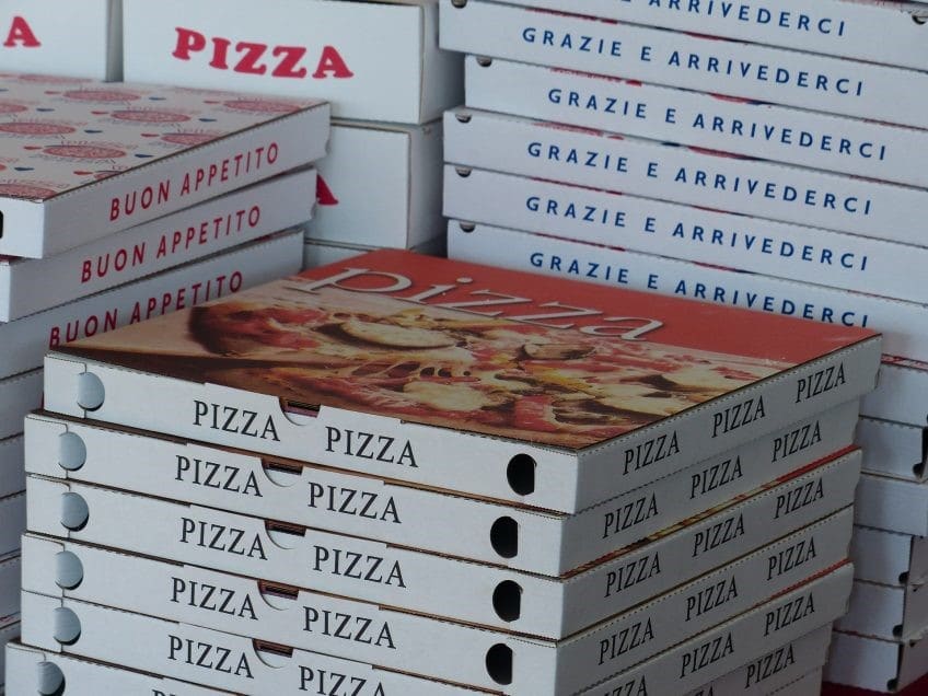 pizza-boxes-358029_1920-e1507903852530