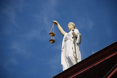 case-law-677940_1920-1024x685-380